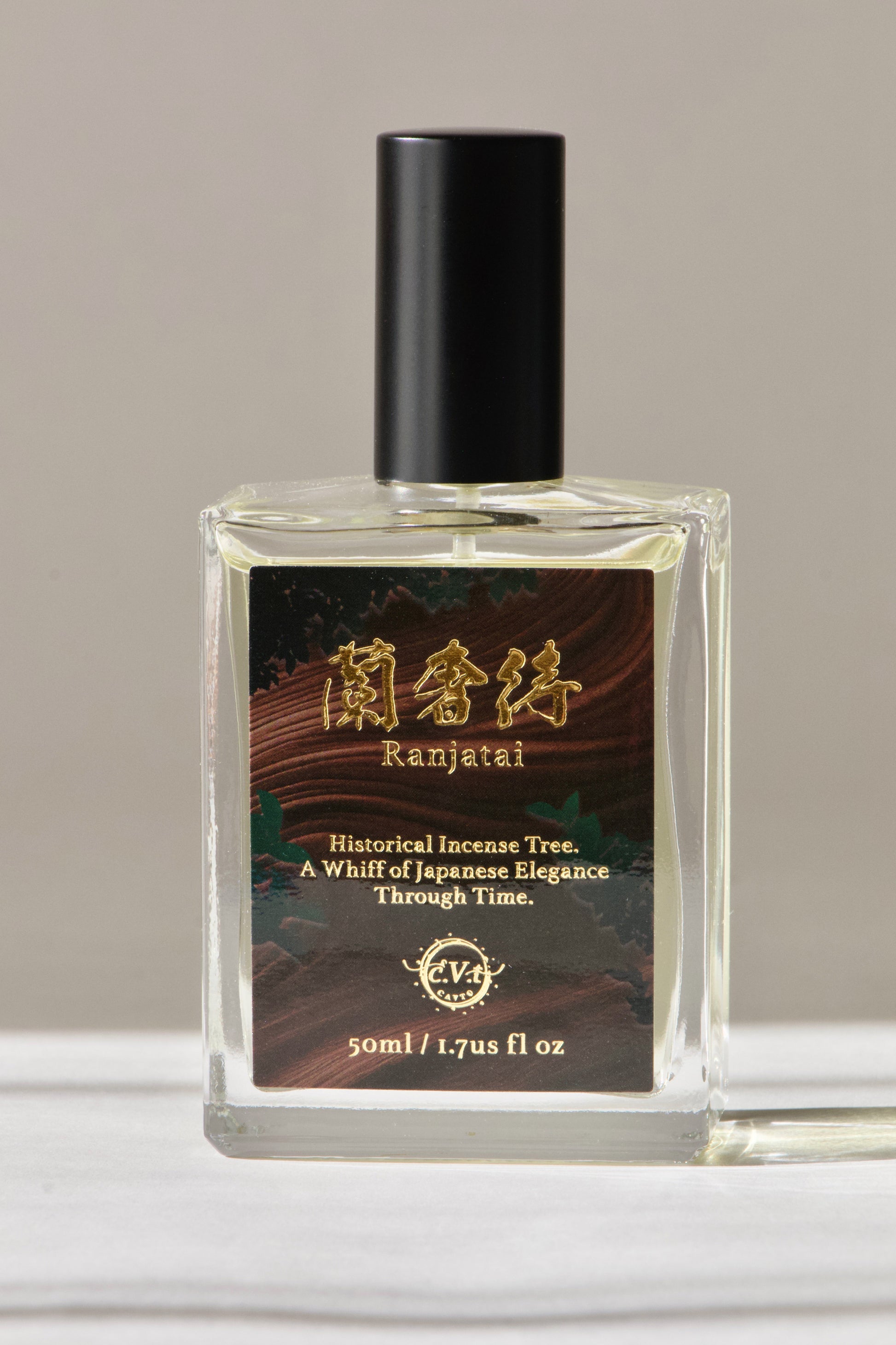 蘭奢待香水50ml、歴史的な香木を再現した日本のエレガンスが香るボトル